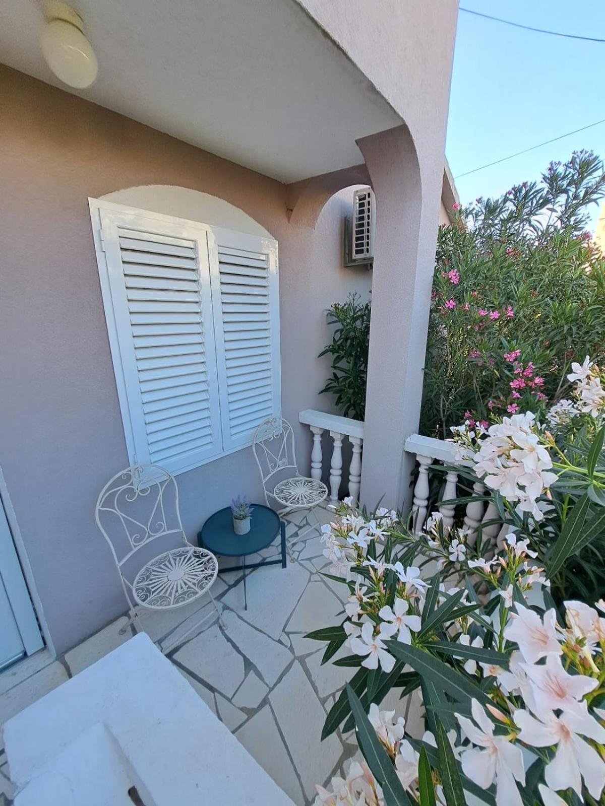 Spacious Apartment Amaros Korcula Town Bagian luar foto